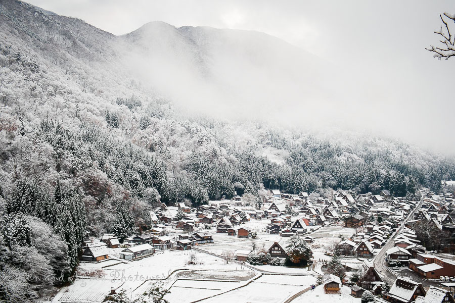 ชิราคาวะโกะ สวยมาก ๆ ยิ่งตอนปีใหม่หิมะคลุมหนามาก